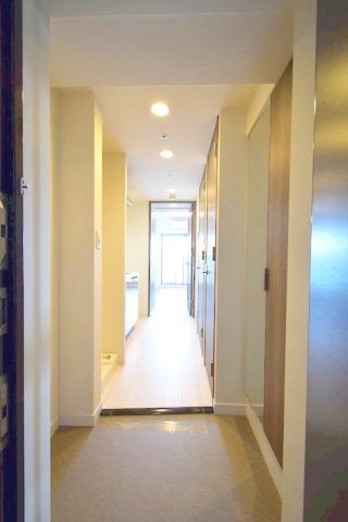 【玄関】プレサンス淡路駅前 