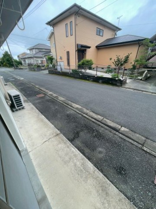 コーポラス田主丸Aのバルコニー|バルコニーからの眺めを楽しみながら食事をしませんか