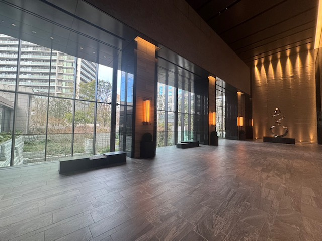 ブランズタワー梅田Northのロビー