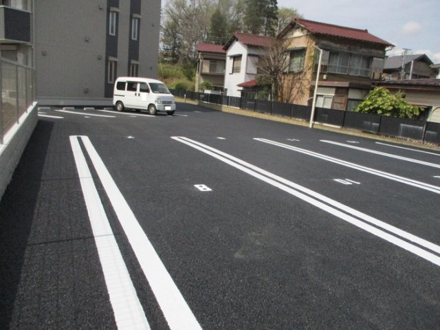 ファーストレジデンス都賀の駐車場|駐車場があります