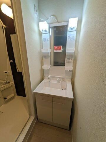 カーサ土屋の独立洗面台