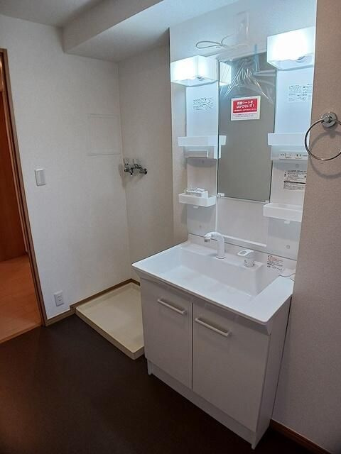 アドラブールの洗面所