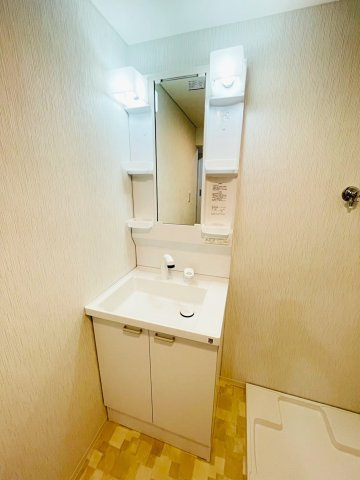 藤和伏見コープの独立洗面台
