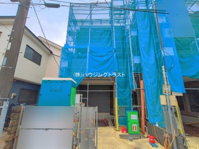 MIRASUMO　所沢市けやき台　全２棟　2号棟　の前面道路含む現地写真