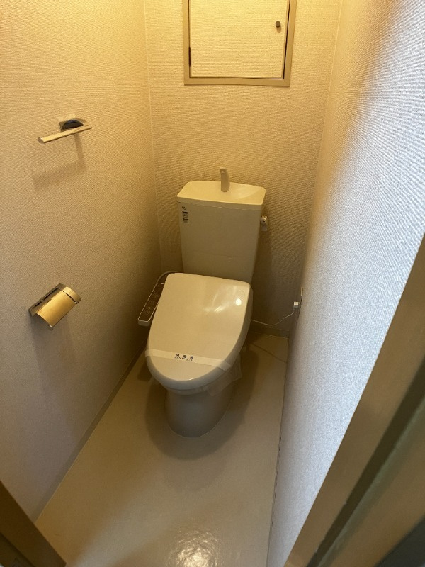 厚生町クラウンズマンションのトイレ