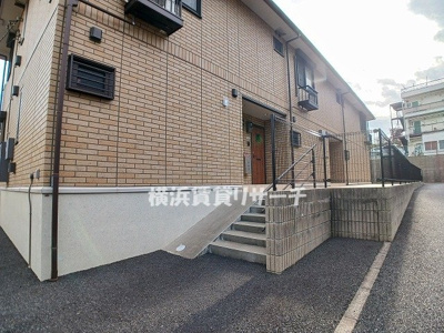 【エントランス】 | ペルーシェB棟