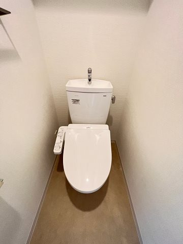 エスタート塚本のトイレ|落ち着いたトイレです