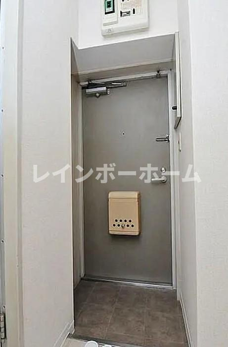 メゾン・ド・ヴィジオンの玄関