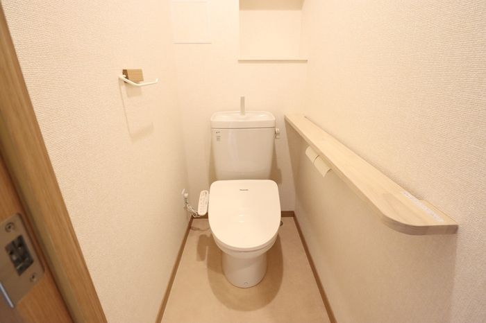エミネンス大町のトイレ