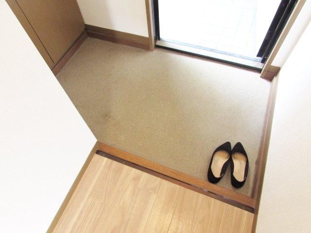 セレサ34の玄関