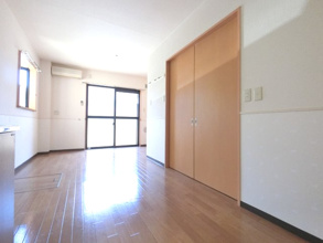 【その他】 | ※角部屋の写真です