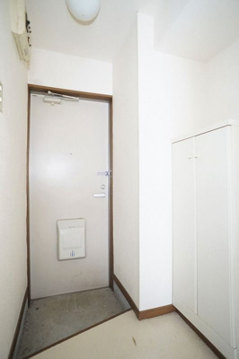 【玄関】 | グラシューズ | 参考写真（同物件別部屋）