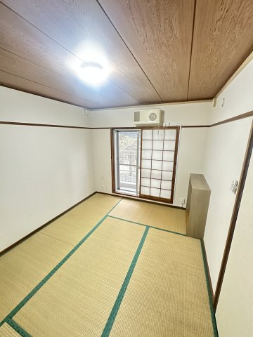 あやせグリーンハイツ８号棟の寝室
