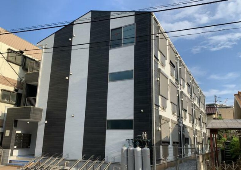 ブエナメゾン久米川の外観