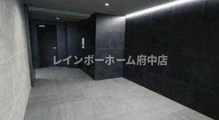 GENOVIA白糸台skygardenのエントランス