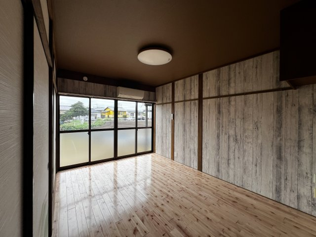 久留米市城島町城島の一戸建ての洋室