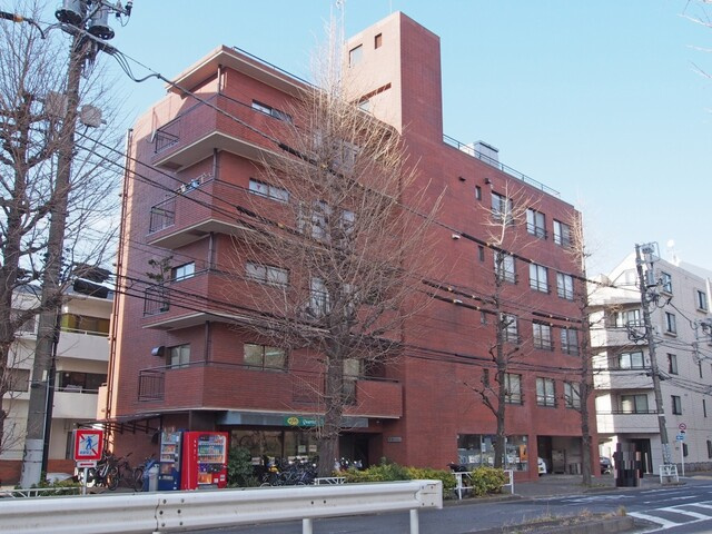 渋谷区代々木５丁目の賃貸マンションの外観