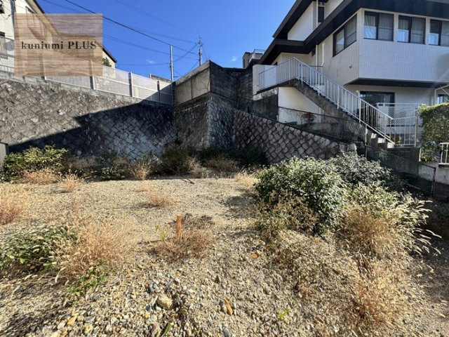 高槻市天神町2丁目の前面道路含む現地写真