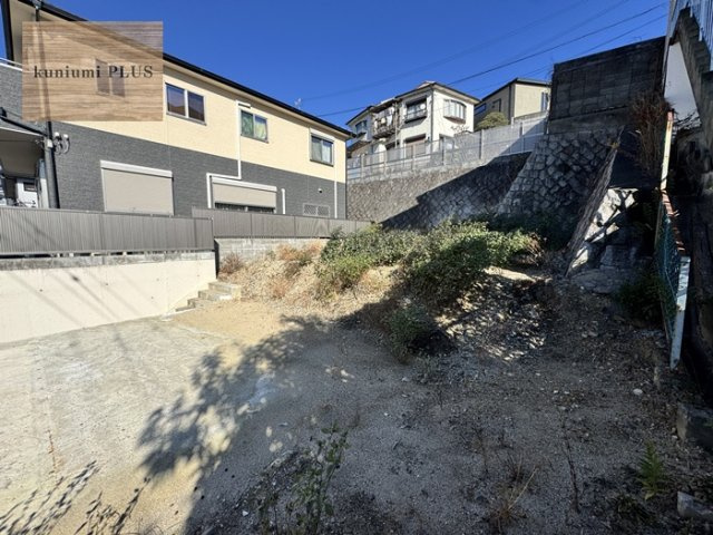 高槻市天神町2丁目の前面道路含む現地写真