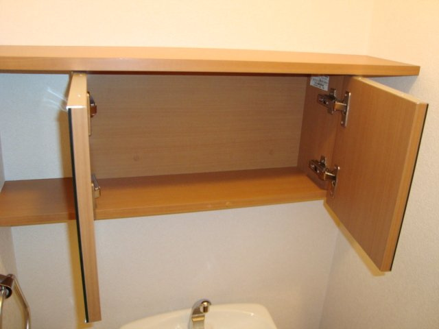 ライフステージの収納|収納(ＷＣ)（イメージ）