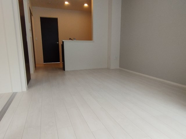 ウィルヴィレッジ　弐番館の内装|洋室南