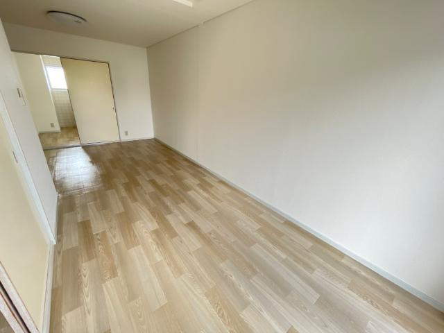 ゴールデンドーンの内装|室内