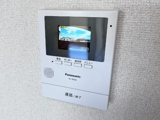 プロニティ杉山Ⅱの内装|カメラ付インターホン