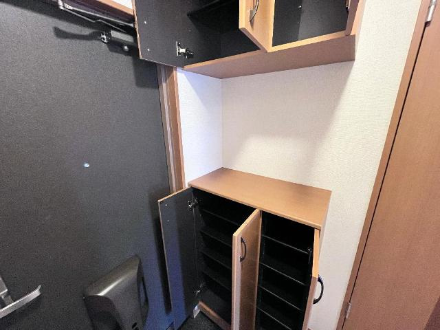 グランドパレスの収納|下駄箱