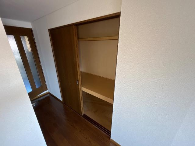 グランディール羽根の収納|リビング収納