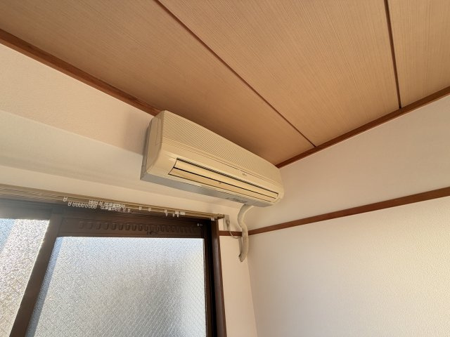 クリスタル長居の設備
