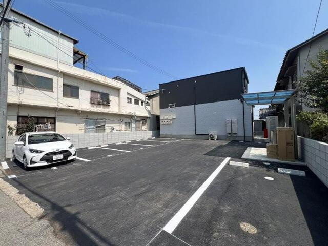 MyEstate 旭本町の駐車場