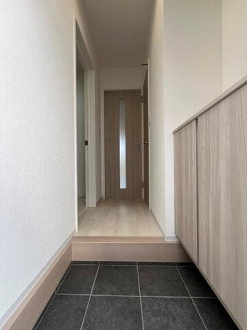 MyEstate 旭本町の玄関