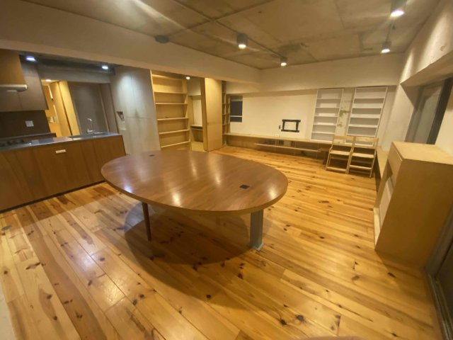 【居間・リビング】