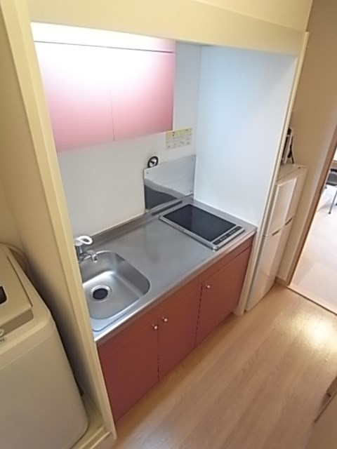 レオパレス鳴尾Bのキッチン