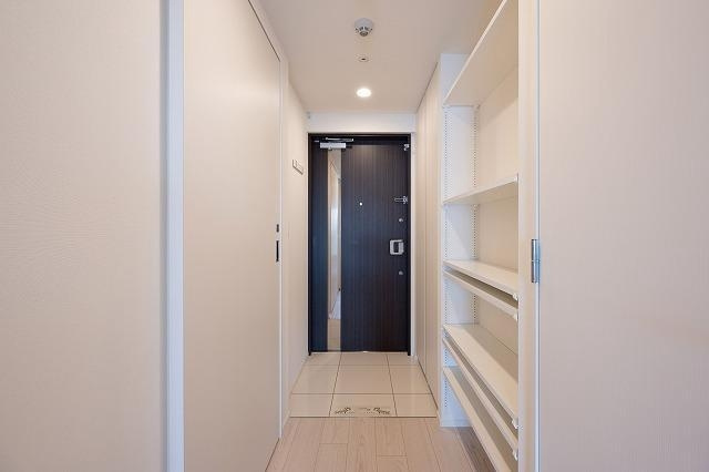 台東区蔵前４丁目の賃貸マンションの玄関