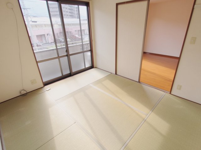 バリュージュ井原　Ａの内装