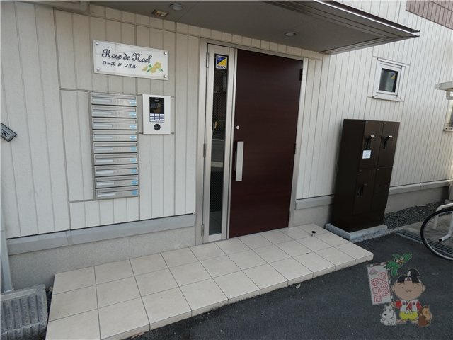 ローズドノエルのエントランス