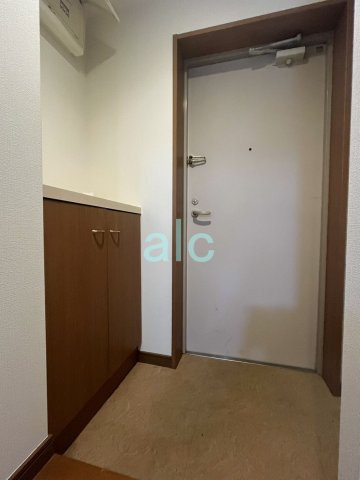 板橋区成増２丁目の賃貸マンションの玄関