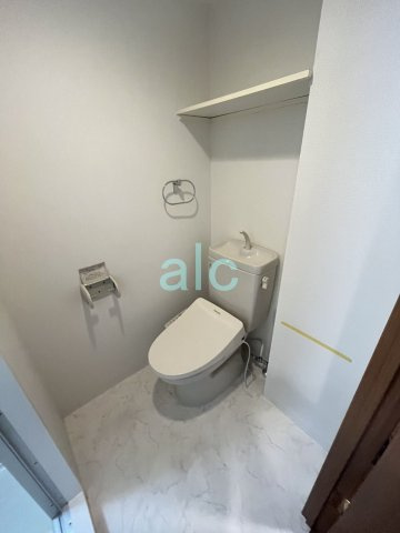 板橋区成増２丁目の賃貸マンションのトイレ