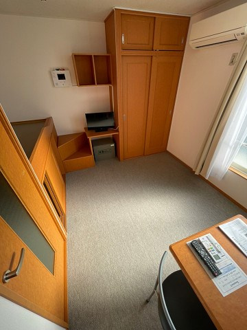 レオパレス高友の寝室
