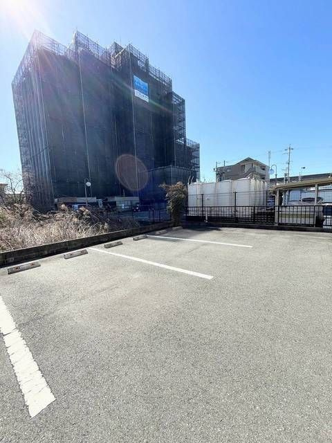 テラスハウス0の3乗の駐車場