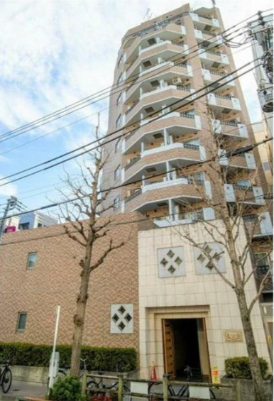 ロイヤルアメニティー西戸山の外観