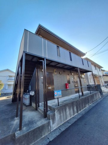 クレストパレスの外観
