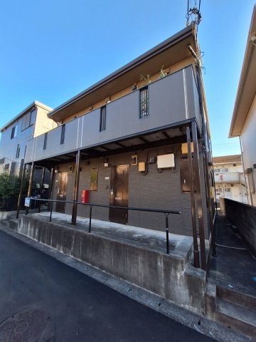 クレストパレスの外観