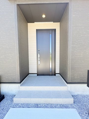 狭山市下奥富　新築分譲　西武新宿線『新狭山駅』徒歩30分　【奥富小学区】の玄関