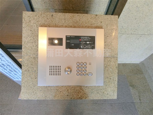 ルーブル千鳥町弐番館のエントランス