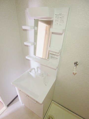 ファミールアキの独立洗面台