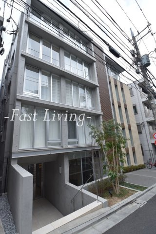 HTピア赤坂のエントランス