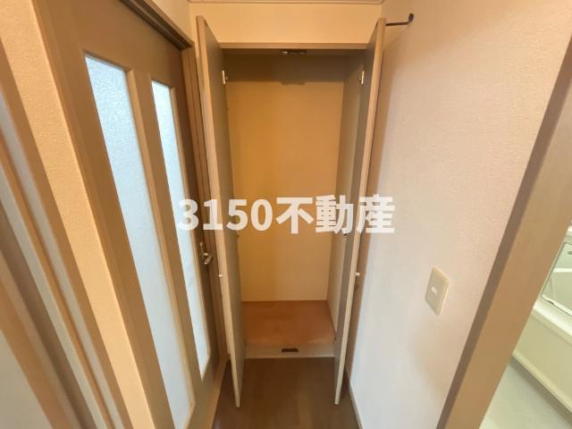 ルミナスＫＭの収納|洗面横収納