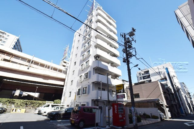 【外観】 | 日本橋アムフラット | 手入れの行き届いた外壁やエントランスなど、「見ればわかる」レベルで清潔感を保ったマンションです。築年数を感じさせない姿で皆様をお出迎えします。～即日のご見学可能～　お問合せはお気軽にどうぞ。